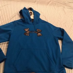 Men’s under armour hoodie